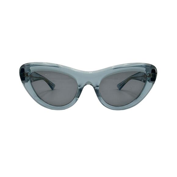 Bottega Veneta Sleek Light Blue Curvy Cat Eye Sunglasses - Picture 3 of 6